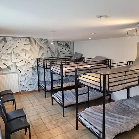 Auberge Анже Екстериор снимка